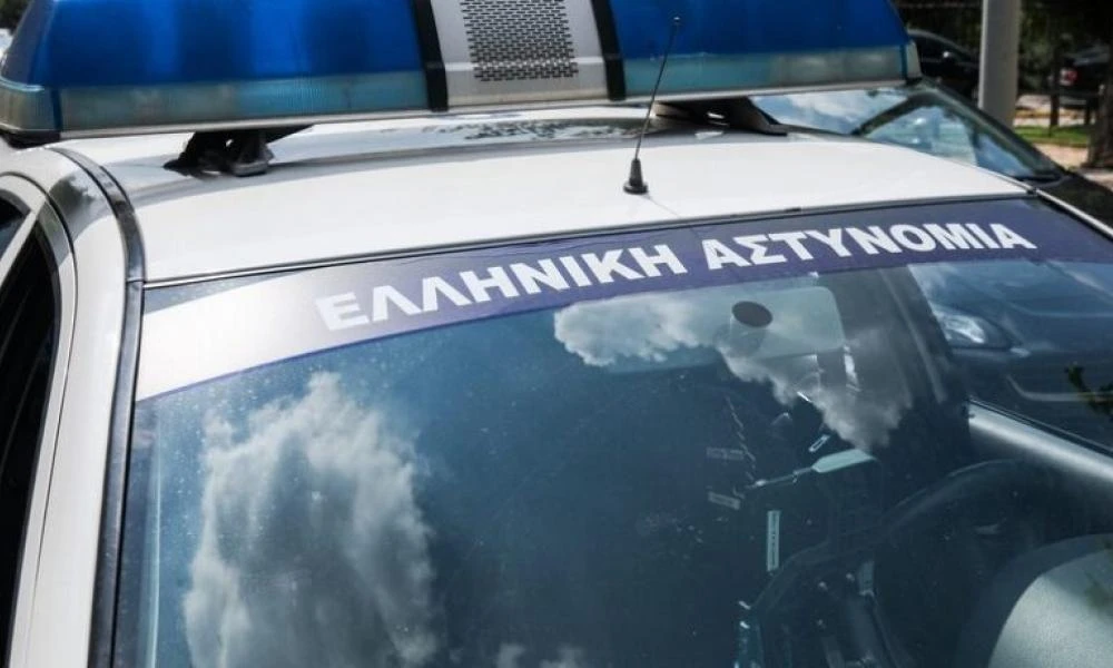 Έκρηξη βόμβας έξω από τράπεζα στο κέντρο της Αθήνας